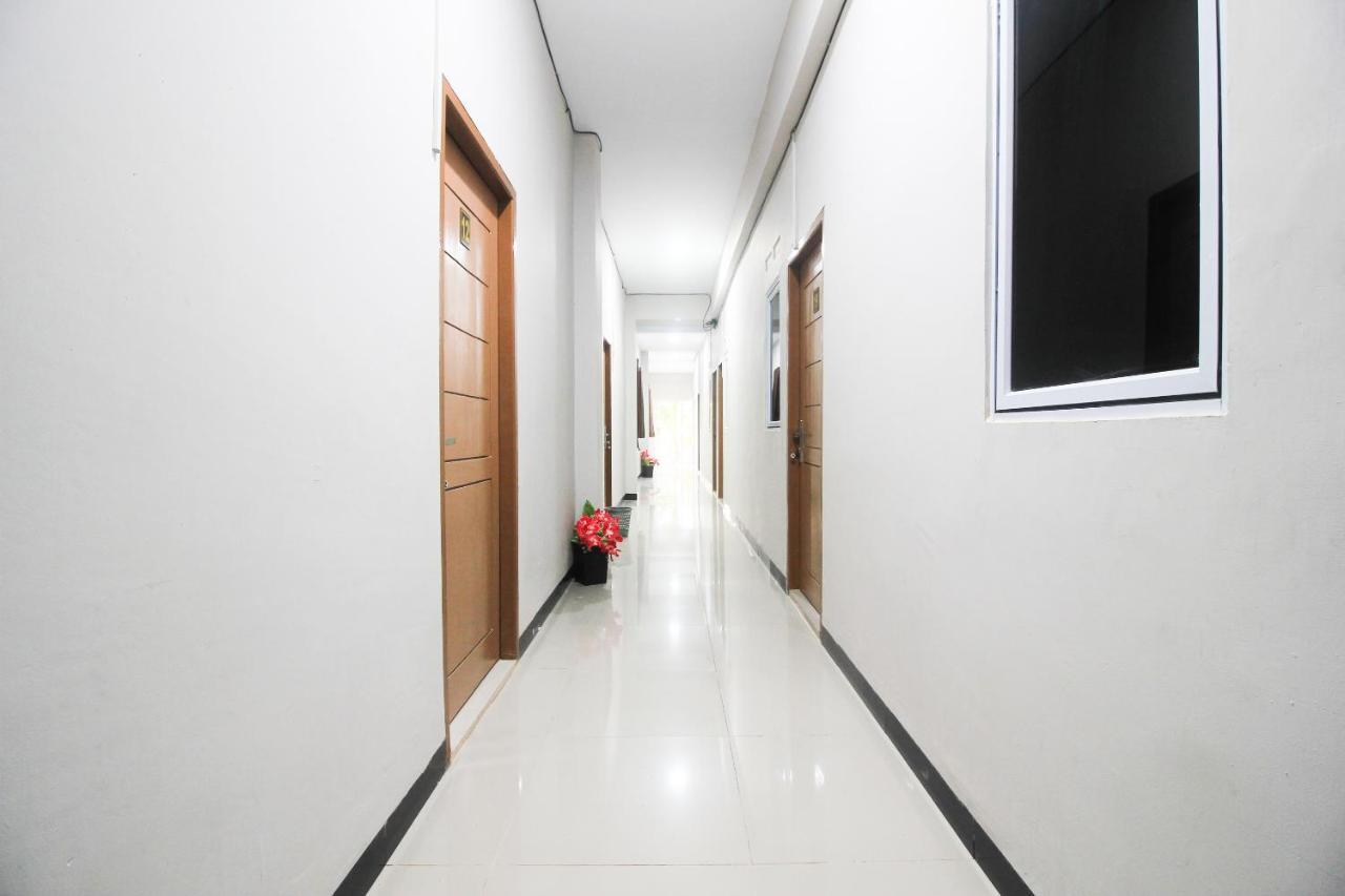 OYO 1653 Fajar Residence Pekanbaru Exterior foto